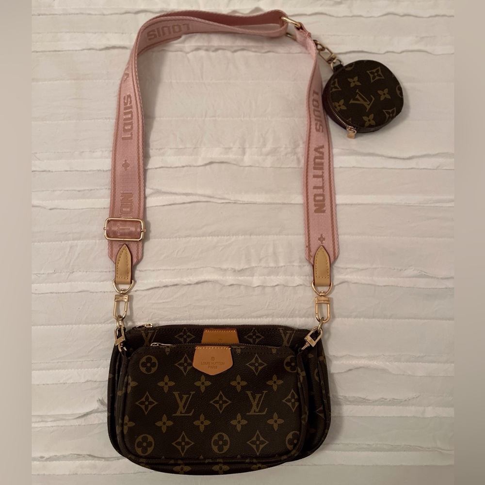Louis Vuitton Multi Pochette Bag